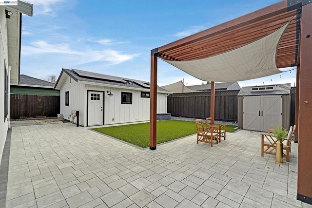 1861 1861 Linden St, Livermore, CA 94551