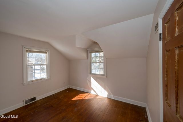 1152 Van Curler Avenue, Schenectady, NY 12308