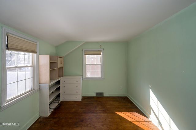 1152 Van Curler Avenue, Schenectady, NY 12308