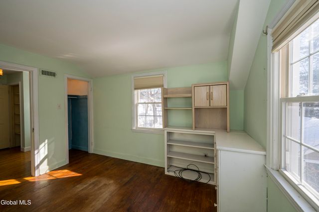 1152 Van Curler Avenue, Schenectady, NY 12308