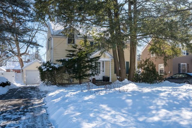 1152 Van Curler Avenue, Schenectady, NY 12308