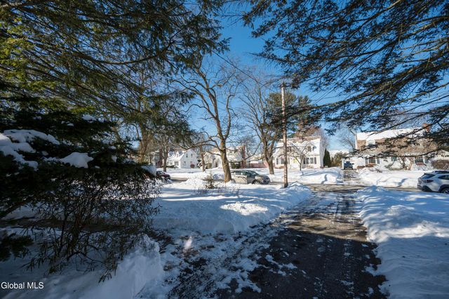 1152 Van Curler Avenue, Schenectady, NY 12308