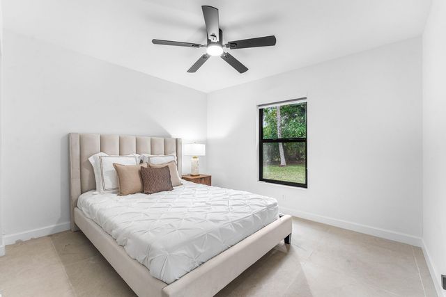608 SE 2nd Avenue, Delray Beach, FL 33483