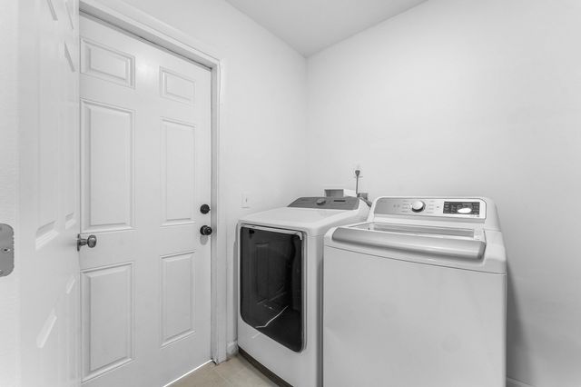 608 SE 2nd Avenue, Delray Beach, FL 33483