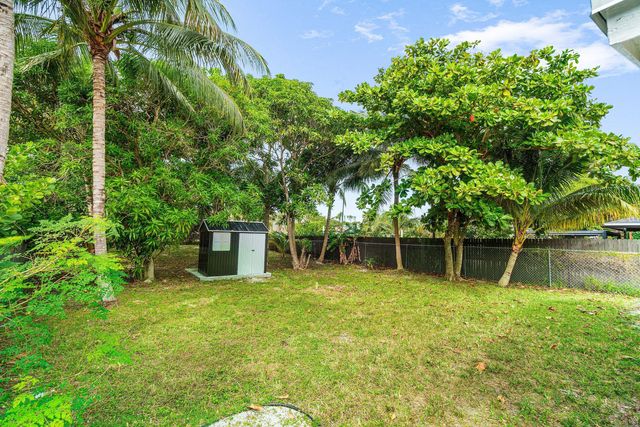 608 SE 2nd Avenue, Delray Beach, FL 33483