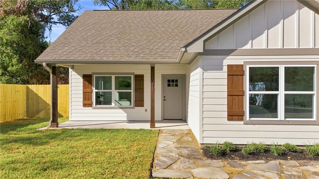 1013 East 26th Street, Bryan, TX 77803 — photo 4