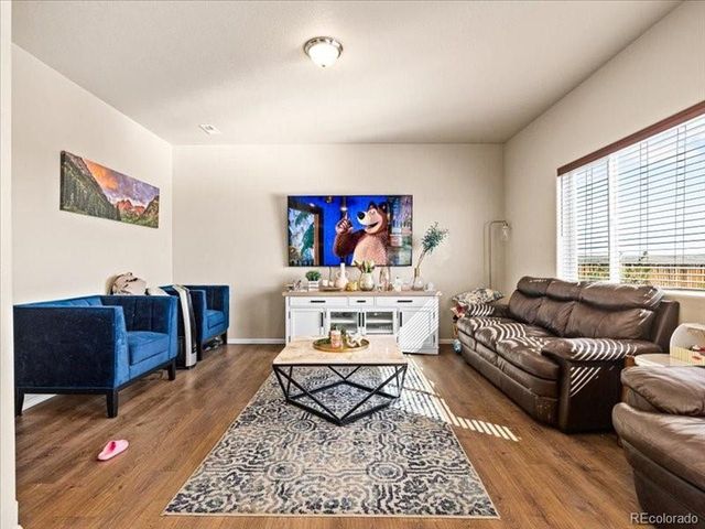 5824 Mark Twain Ln, Pueblo, CO 81008