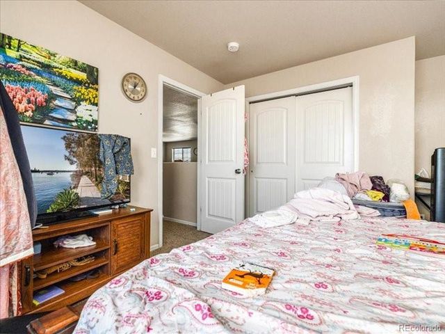 5824 Mark Twain Ln, Pueblo, CO 81008