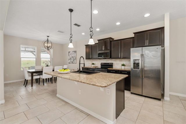 1710 ALEJO DRIVE, Apopka, FL 32712