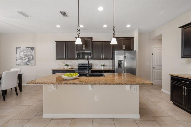 1710 ALEJO DRIVE, Apopka, FL 32712