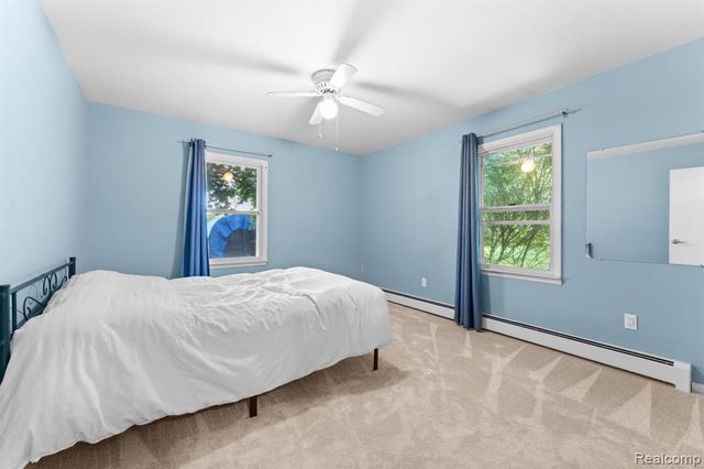 9144 Walnut Drive, Whitmore Lake, MI 48189