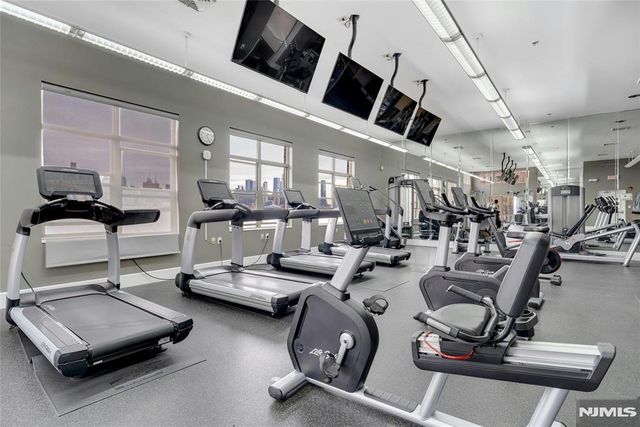 26 AVE AT PORT IMPERIAL 309, West New York, NJ 07093