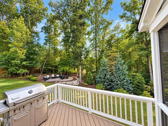 323 Harewood Place, Fuquay Varina, NC 27526