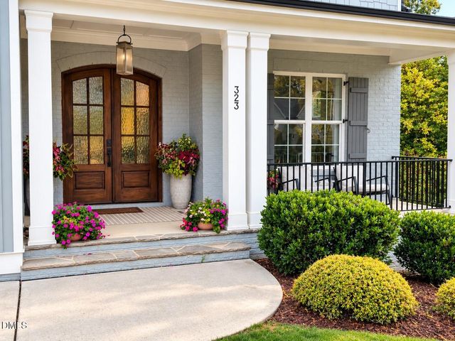 323 Harewood Place, Fuquay Varina, NC 27526