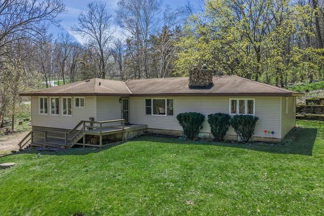 W12115 Slack Road, Lodi, WI 53555