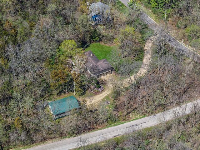 W12115 Slack Road, Lodi, WI 53555