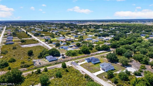 2524 70th ST W, Lehigh Acres, FL 33971
