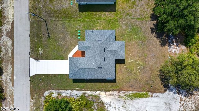 2524 70th ST W, Lehigh Acres, FL 33971