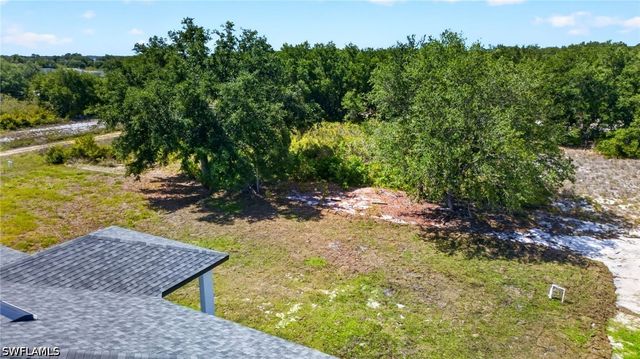2524 70th ST W, Lehigh Acres, FL 33971