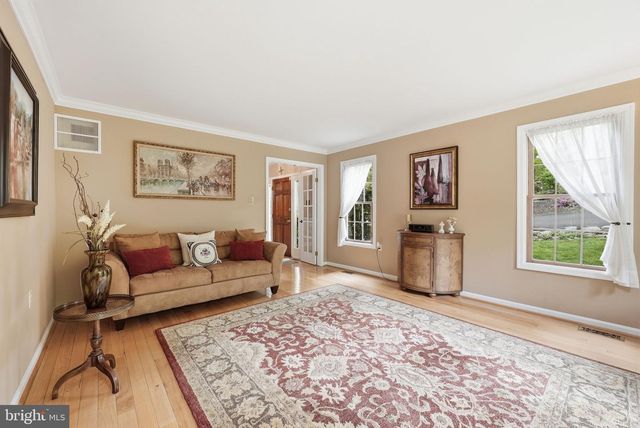 5750 LAUREL GLEN CT, Manassas, VA 20112