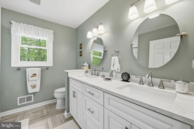 5750 LAUREL GLEN CT, Manassas, VA 20112