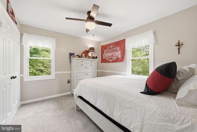 5750 LAUREL GLEN CT, Manassas, VA 20112