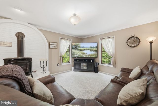 5750 LAUREL GLEN CT, Manassas, VA 20112