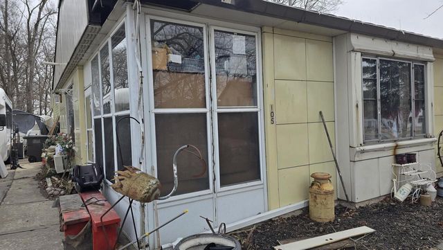 105 Jefferson STREET, Waterford, WI 53185