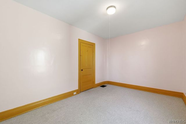 520 Woodlawn Avenue, Buffalo, NY 14208