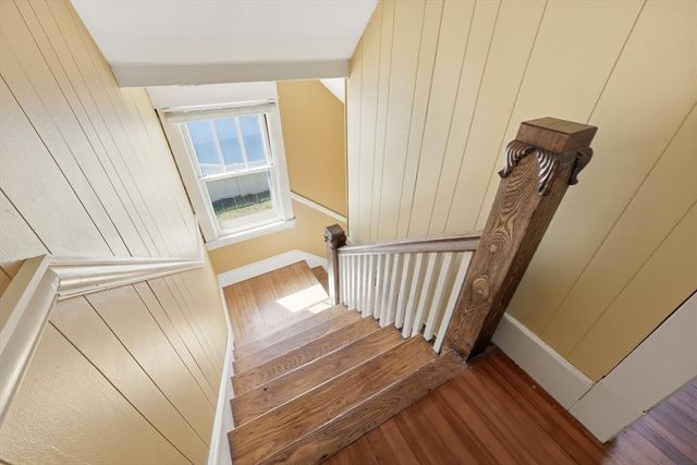 63 Lilly St, Northampton, MA 01062