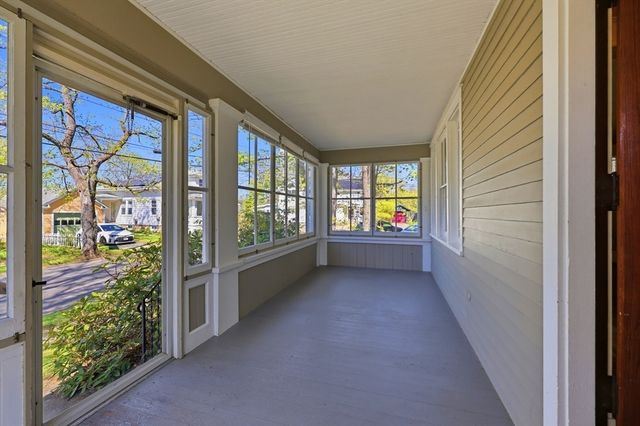 63 Lilly St, Northampton, MA 01062