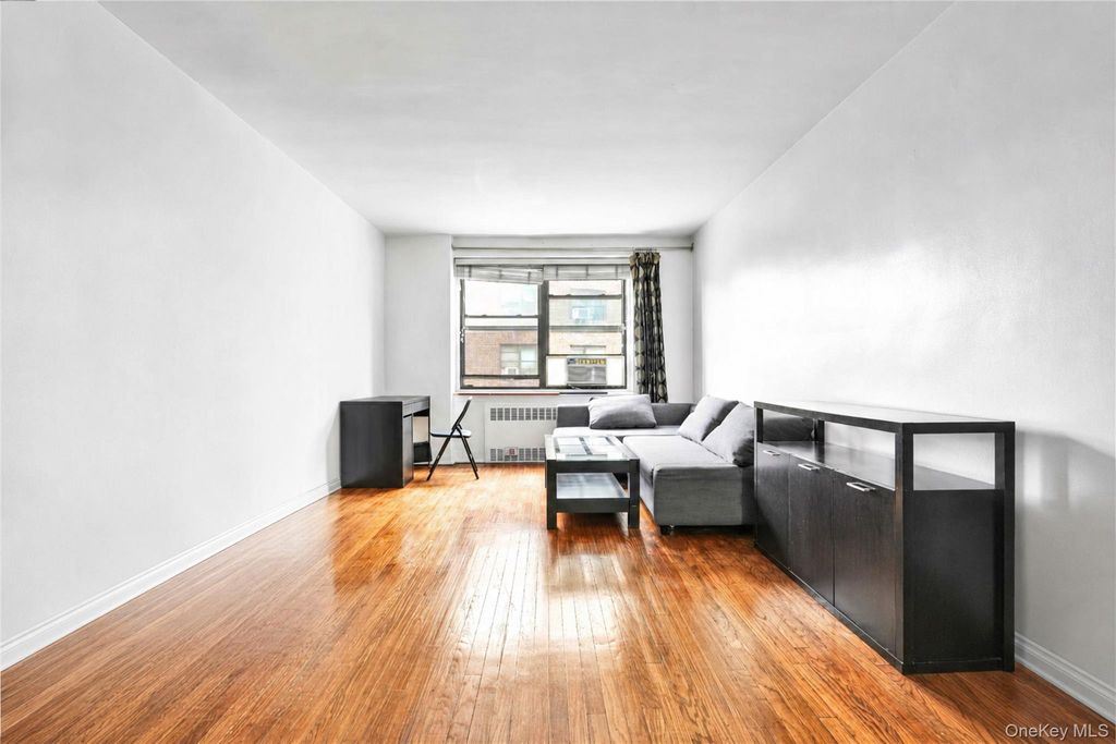 28-02 141st Street 1F, Flushing, NY 11354 — photo 2