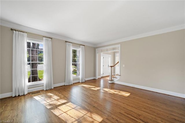 1004 Blakeford Court, Winston-salem, NC 27106