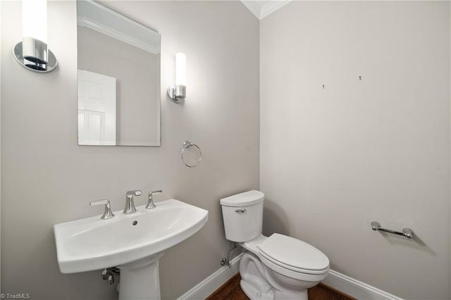 1004 Blakeford Court, Winston-salem, NC 27106