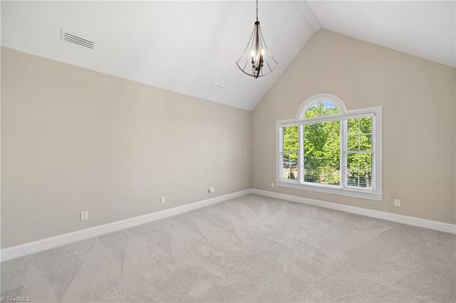 1004 Blakeford Court, Winston-salem, NC 27106