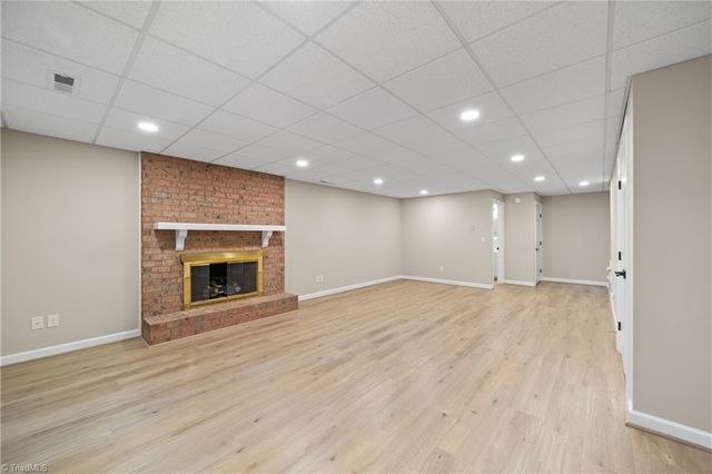 1004 Blakeford Court, Winston-salem, NC 27106