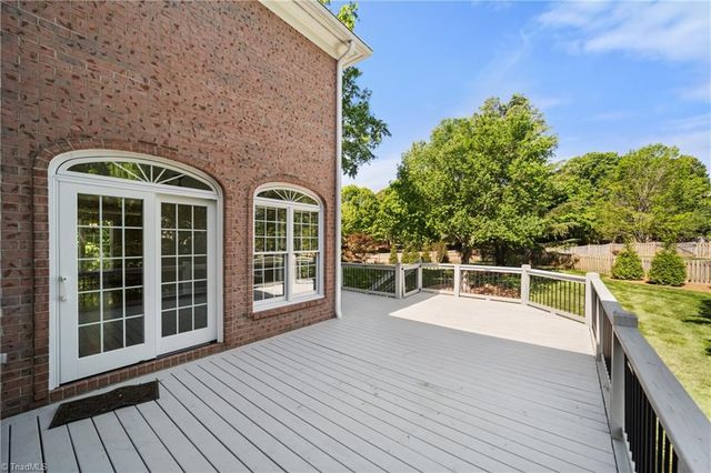 1004 Blakeford Court, Winston-salem, NC 27106