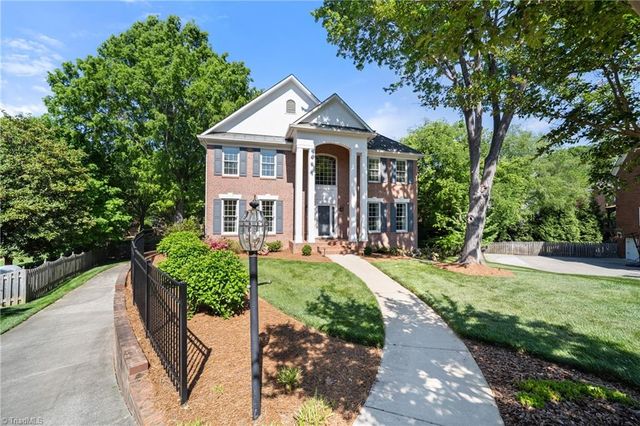 1004 Blakeford Court, Winston-salem, NC 27106