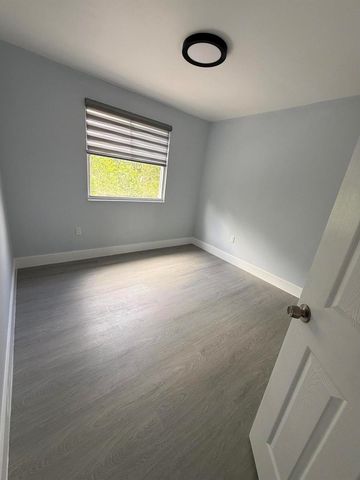 4415 SW 72nd Terrace, Davie, FL 33314