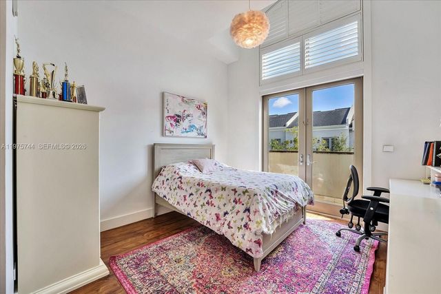 7440 SW 56th Ct, Miami, FL 33143