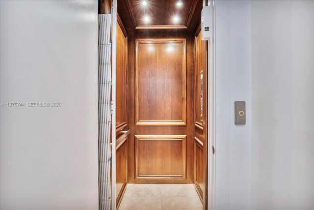 7440 SW 56th Ct, Miami, FL 33143