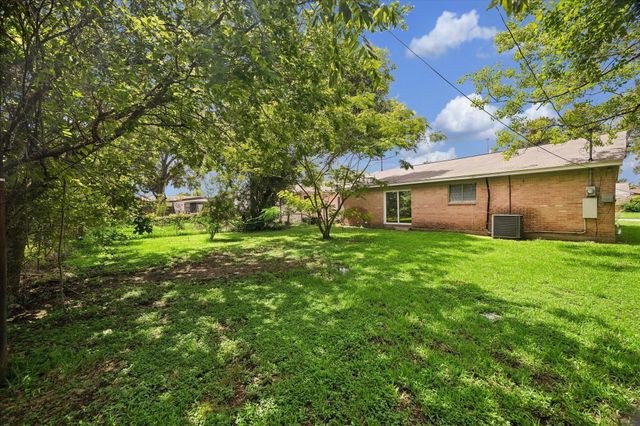3121 Proswimmer Street, Houston, TX 77088