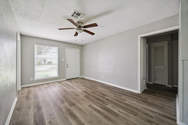 3121 Proswimmer Street, Houston, TX 77088