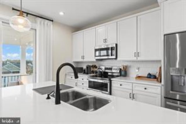 732 ROUND HILL DR, Orange, VA 22960