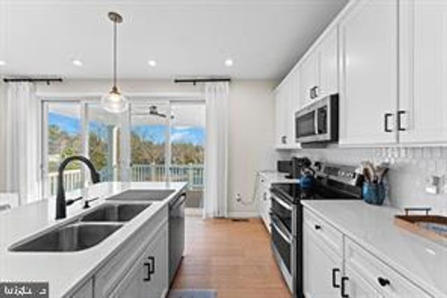 732 ROUND HILL DR, Orange, VA 22960