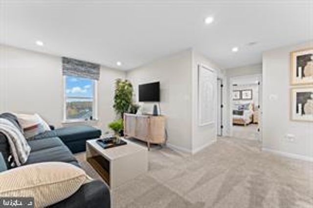 732 ROUND HILL DR, Orange, VA 22960