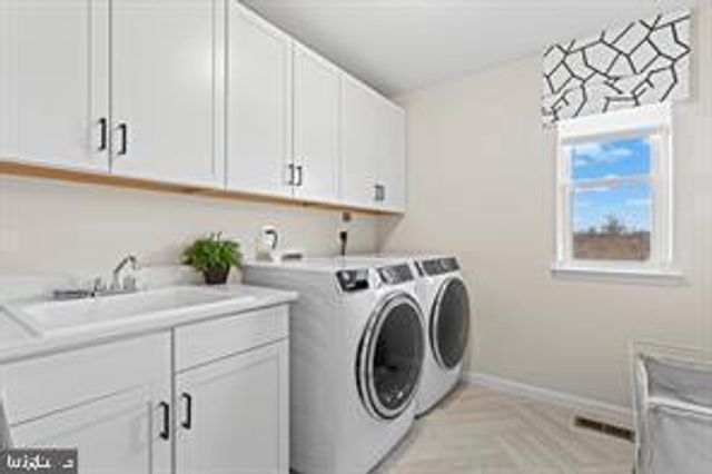 732 ROUND HILL DR, Orange, VA 22960