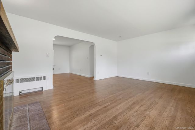 2 Francis Place, Nyack, NY 10960