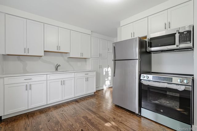 2 Francis Place, Nyack, NY 10960
