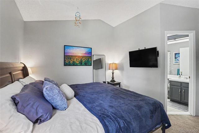 10102 W Dartmouth Avenue, Lakewood, CO 80227